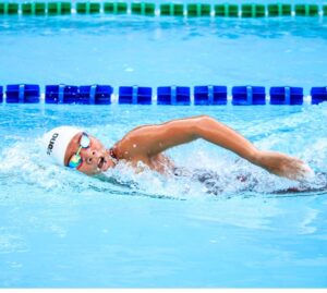 Técnica de natación para opositores: mejora tu crol
